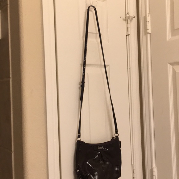 Coach Chocolate Leather Cross Over bag - Picture 2 of 6